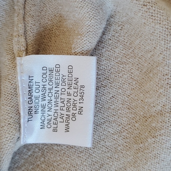 Vineyard Vines Cashmere Sweater, Size S - Picture 8 of 8